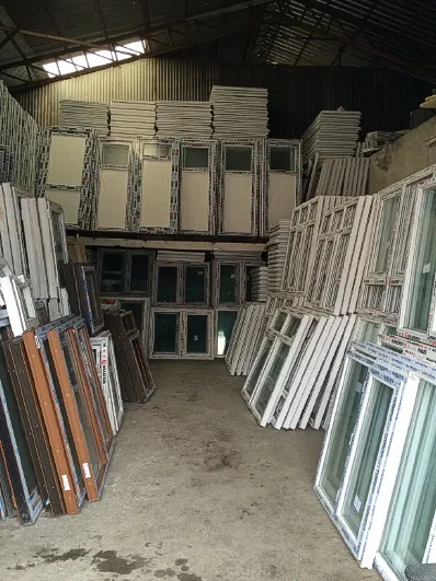 Sedat Ticaret ürün deposu